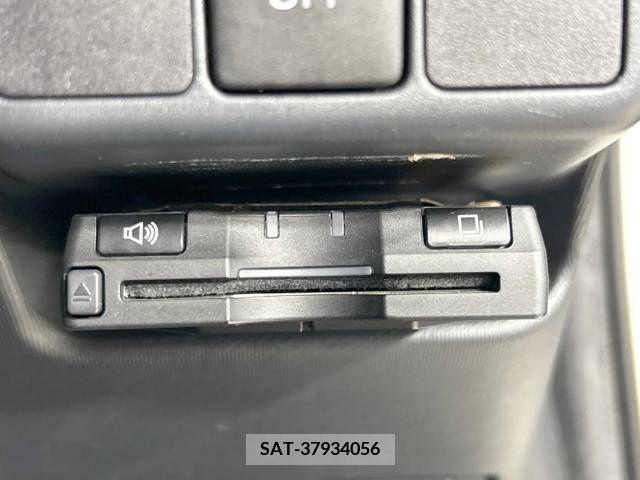 Toyota AQUA 2014-05 293358-5