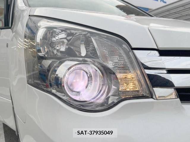 Toyota NOAH 2013-03 253254-13