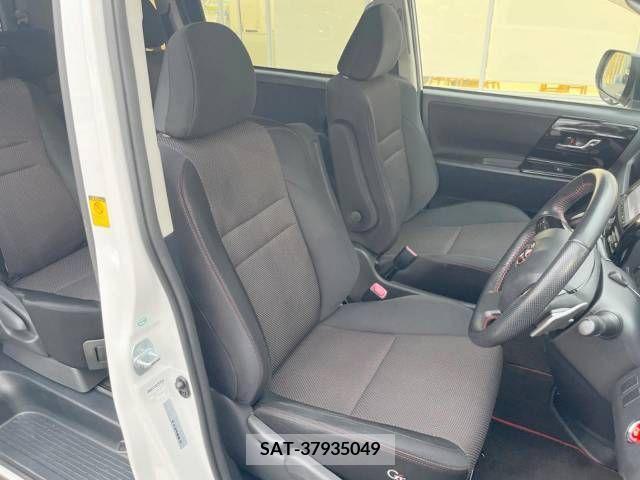 Toyota NOAH 2013-03 253254-8