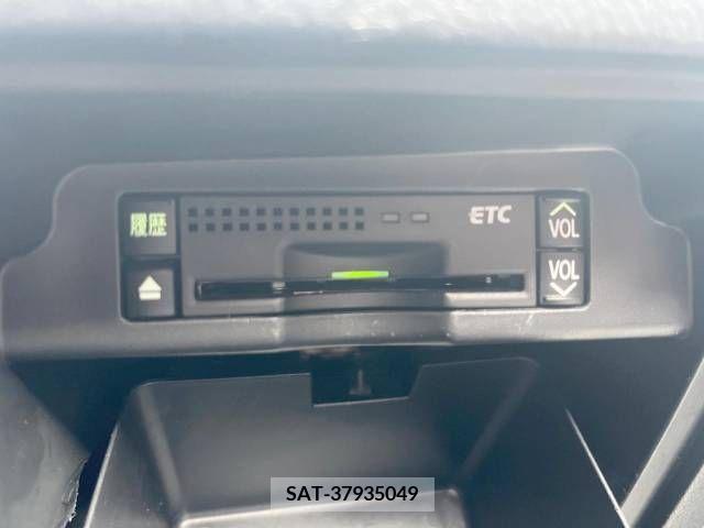 Toyota NOAH 2013-03 253254-5
