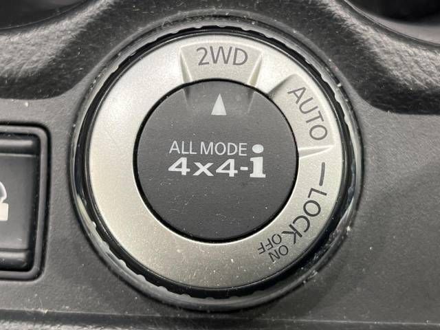 Nissan X-TRAIL 2015-10 23766-5
