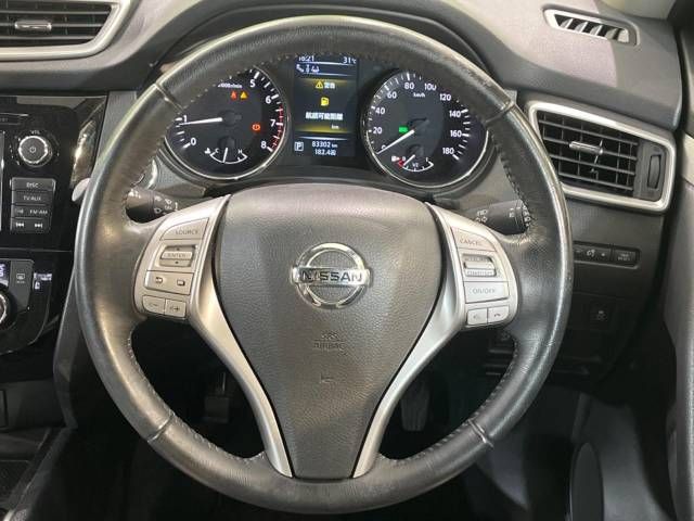 Nissan X-TRAIL 2015-10 23766-11
