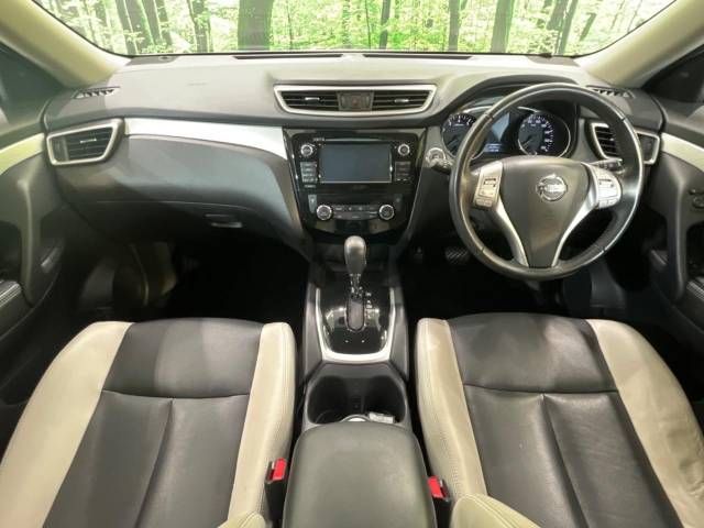 Nissan X-TRAIL 2015-10 23766-1