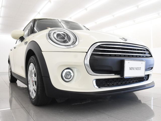 Bmw MINI 2020-03 8301-7