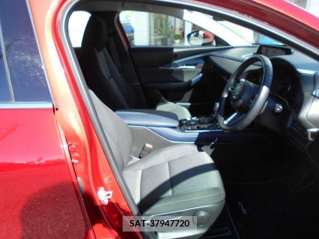 Mazda CX-30 2021-03 215170-10