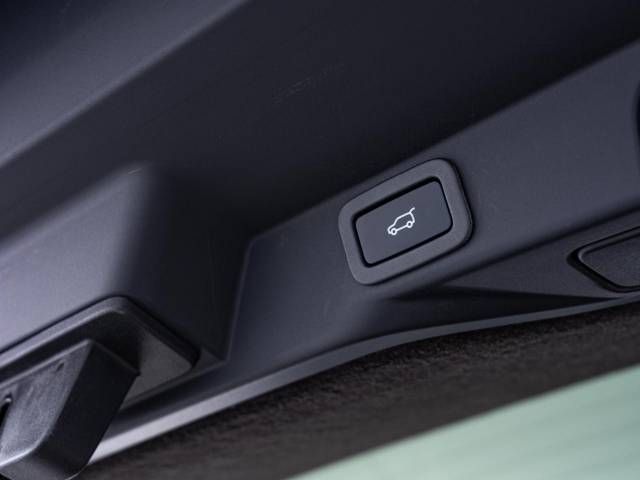 ROVER RANGE ROVER 2019-05 186824-14