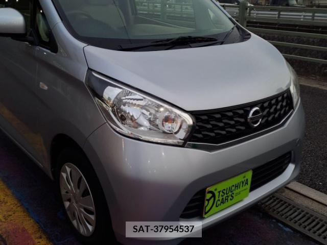 Nissan DAYZ 2015-02 353704-9