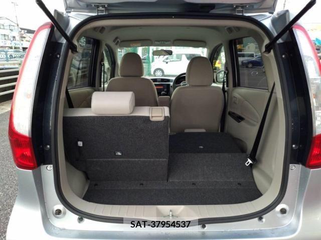 Nissan DAYZ 2015-02 353704-24