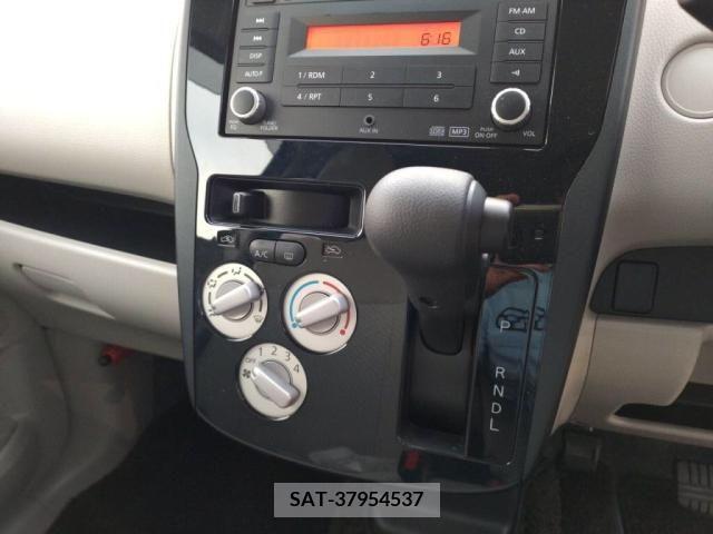 Nissan DAYZ 2015-02 353704-15