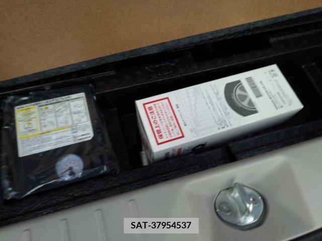 Nissan DAYZ 2015-02 353704-29