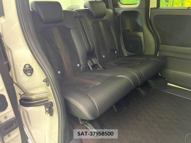 Honda N BOX CUSTOM 2019-05 278931-12
