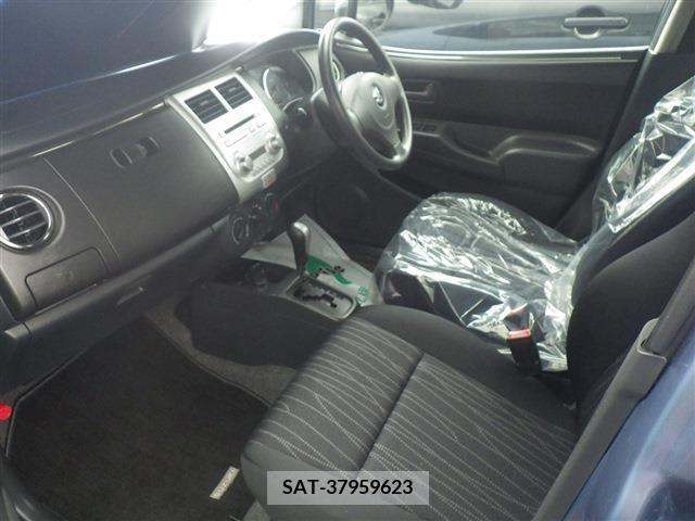 Suzuki CERVO 2009-10 386543-2