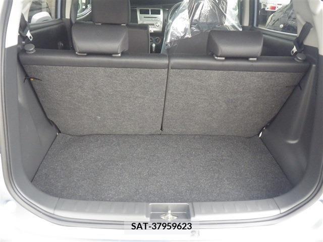 Suzuki CERVO 2009-10 386543-4