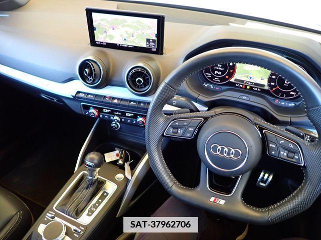 Audi Q2 2020-02 356563-17