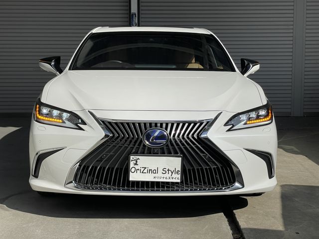 Lexus ES 2018-12 185241-1