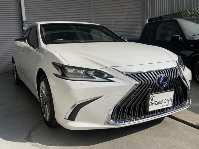 Lexus ES 2018-12 185241-3