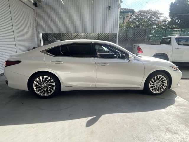 Lexus ES 2018-12 185241-5
