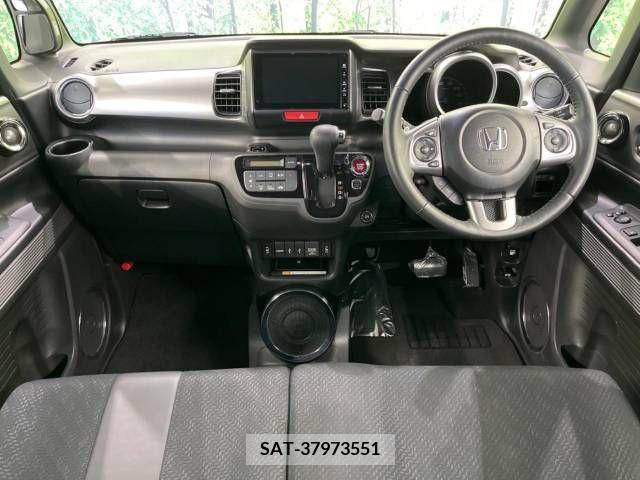 Honda N BOX SLASH 2016-03 250950-1