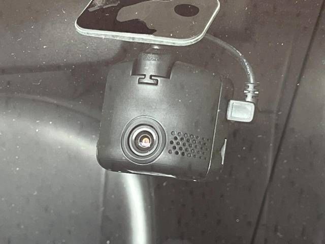 Toyota SIENTA 2017-03 189115-6