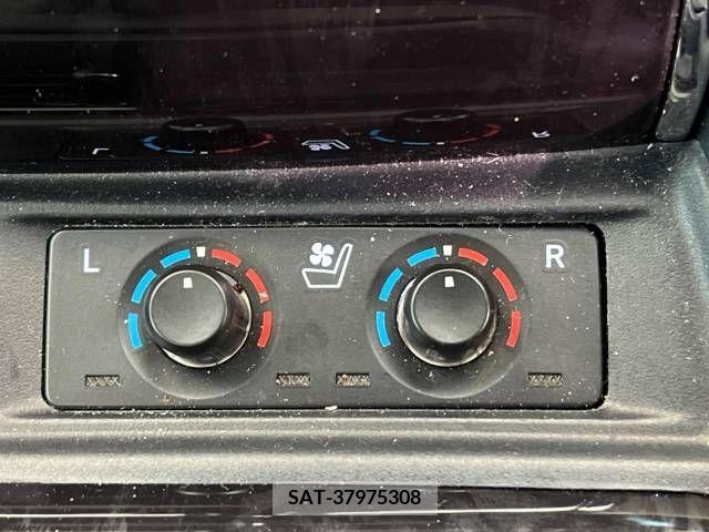 Toyota ALPHARD 2023-02 224133-6