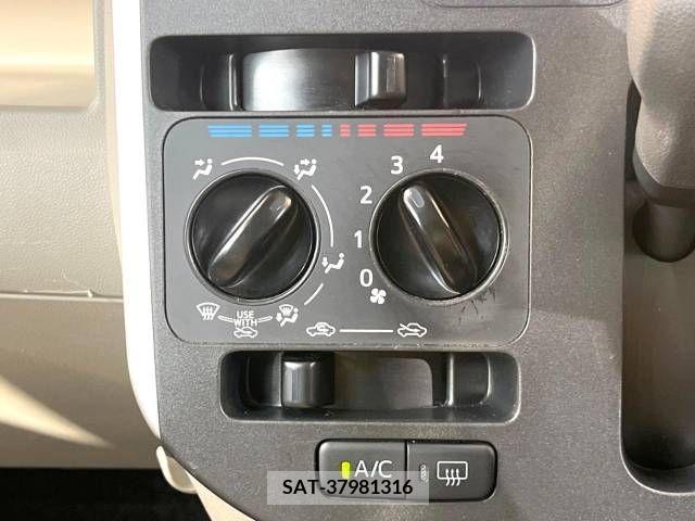 Daihatsu TANTO 2015-07 310131-5