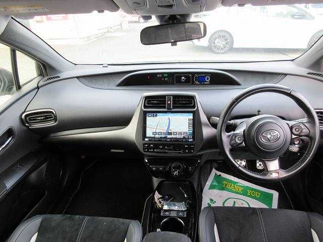 Toyota PRIUS PHV 2019-09 6931-1