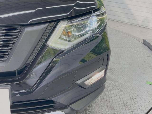 Nissan X-TRAIL 2019-01 28549-12