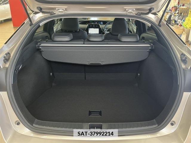 Toyota PRIUS 2016-09 344767-10