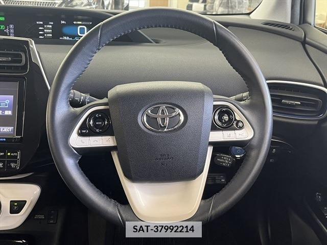Toyota PRIUS 2016-09 344767-11
