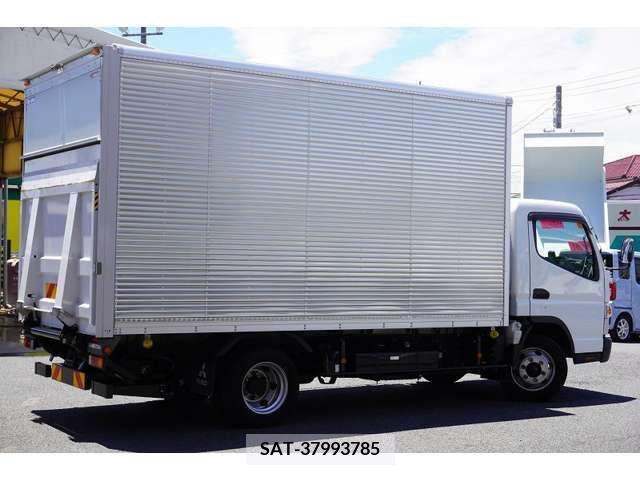 Mitsubishi CANTER 2020-06 302634-7