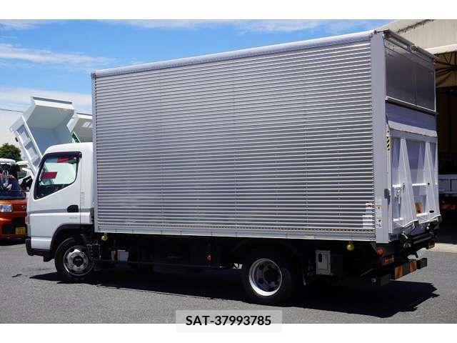 Mitsubishi CANTER 2020-06 302634-6