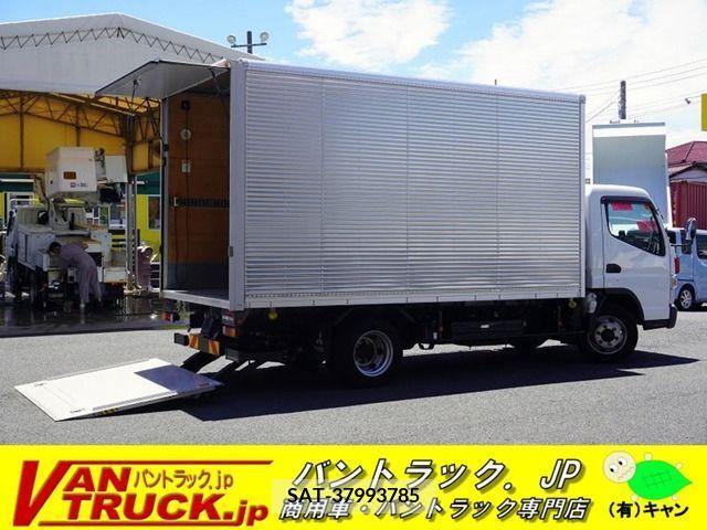 Mitsubishi CANTER 2020-06 302634-0