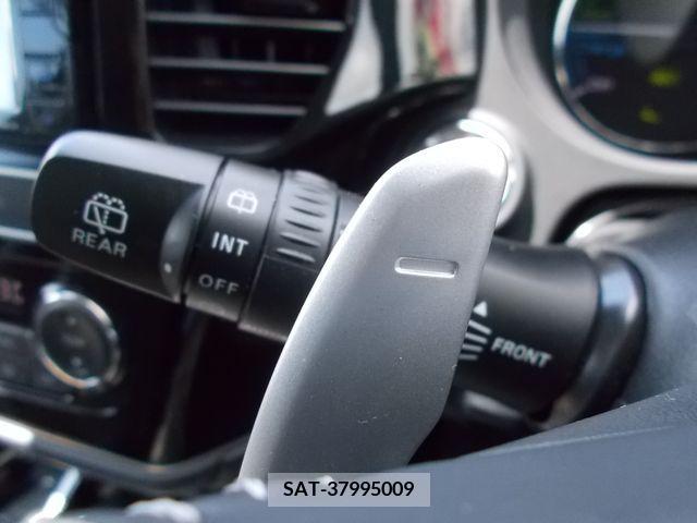 Mitsubishi OUTLANDER PHEV 2019-09 281133-17