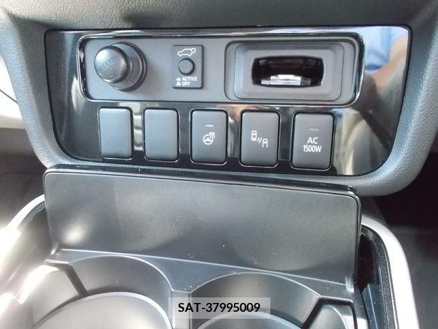 Mitsubishi OUTLANDER PHEV 2019-09 281133-13