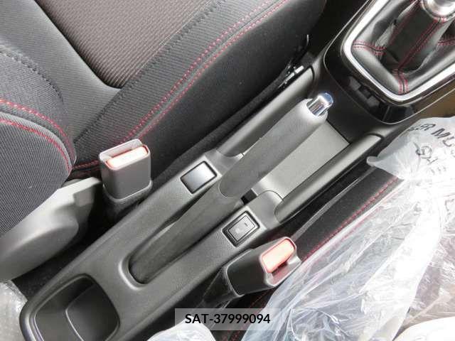 Suzuki SWIFT 2023-02 255404-11