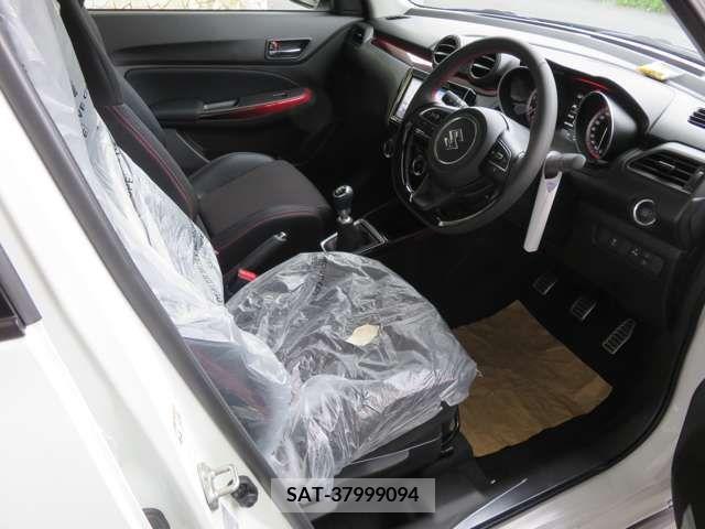 Suzuki SWIFT 2023-02 255404-5