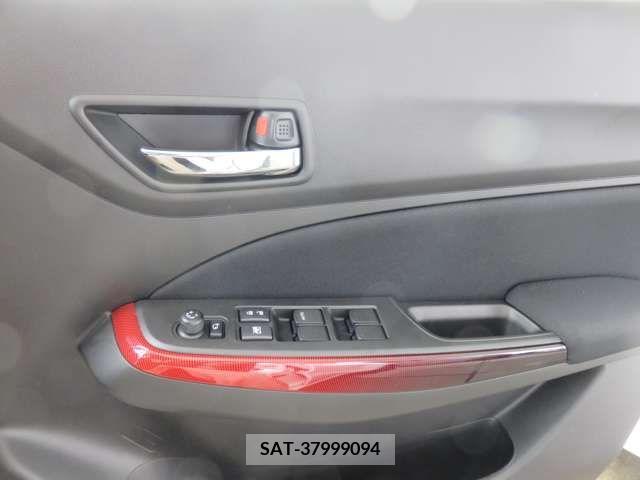 Suzuki SWIFT 2023-02 255404-15