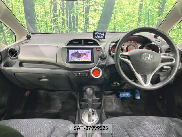 Honda FIT 2013-03 390818-1