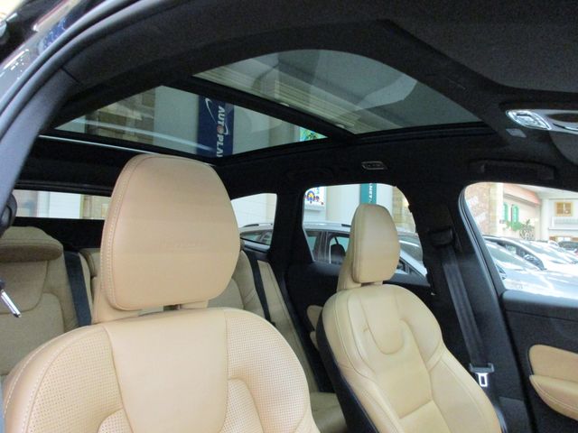 Volvo XC60 2019-08 9115-15