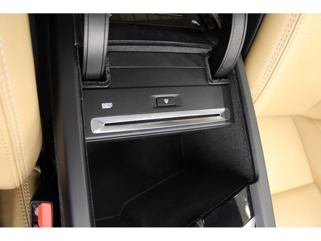 Volvo XC60 2019-08 9115-13