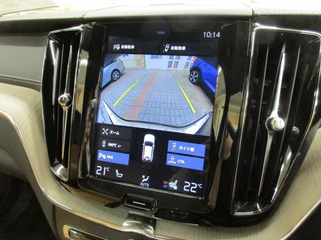 Volvo XC60 2019-08 9115-8