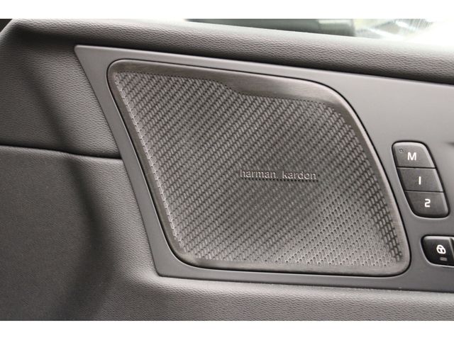 Volvo XC60 2019-08 9115-12