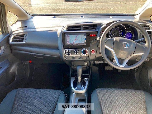 Honda FIT 2014-01 223642-1