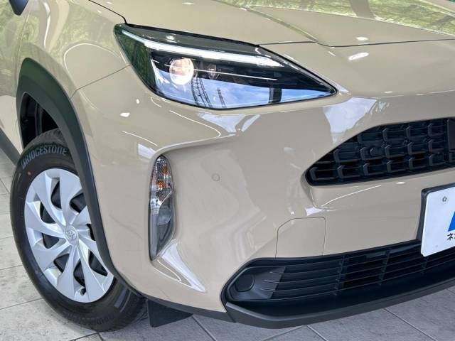 Toyota YARIS CROSS 2023-03 188333-12