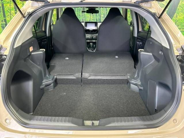 Toyota YARIS CROSS 2023-03 188333-10