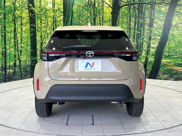 Toyota YARIS CROSS 2023-03 188333-15