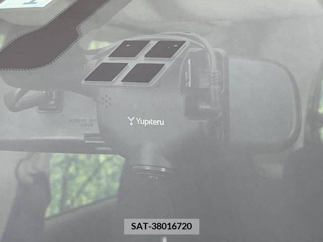 Nissan MARCH 2014-01 247636-3