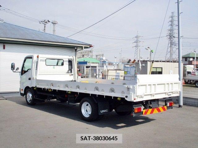 Hino DUTRO 2020-09 222494-4