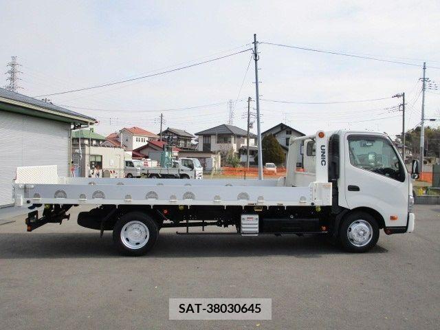 Hino DUTRO 2020-09 222494-2