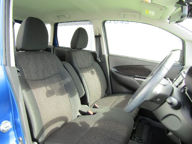 Nissan DAYZ 2018-04 192992-9
